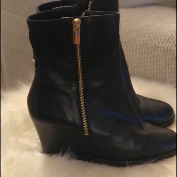 Wedge Ankle boots black leather MK great condition! Like new Gold hardware. - Picture 5 of 6